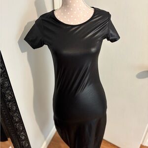 Elegant Black Midi Dress